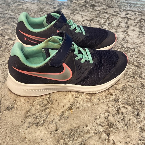 Girls Nike Star Runner 2.0 in Blue Sparkle Sz 3Y - Picture 2 of 6